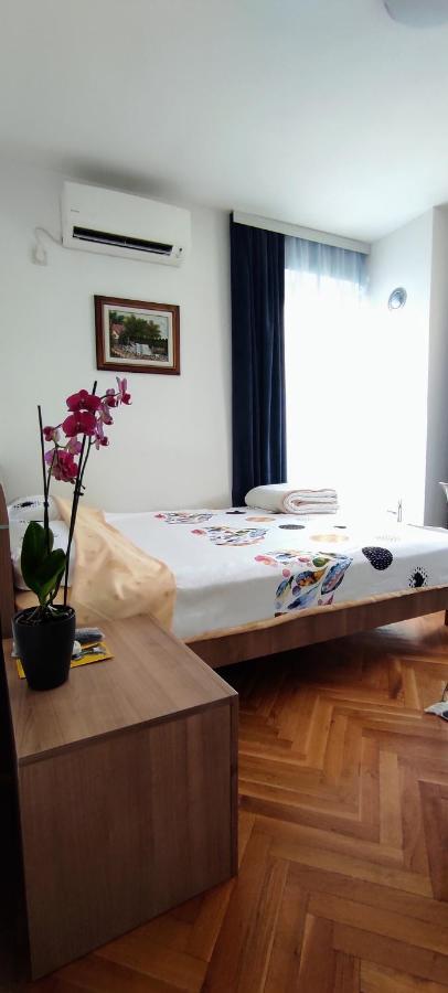 Vila Sentic Вране Экстерьер фото