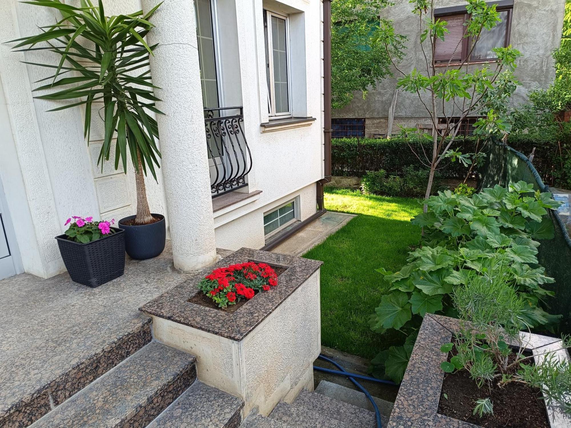Vila Sentic Вране Экстерьер фото
