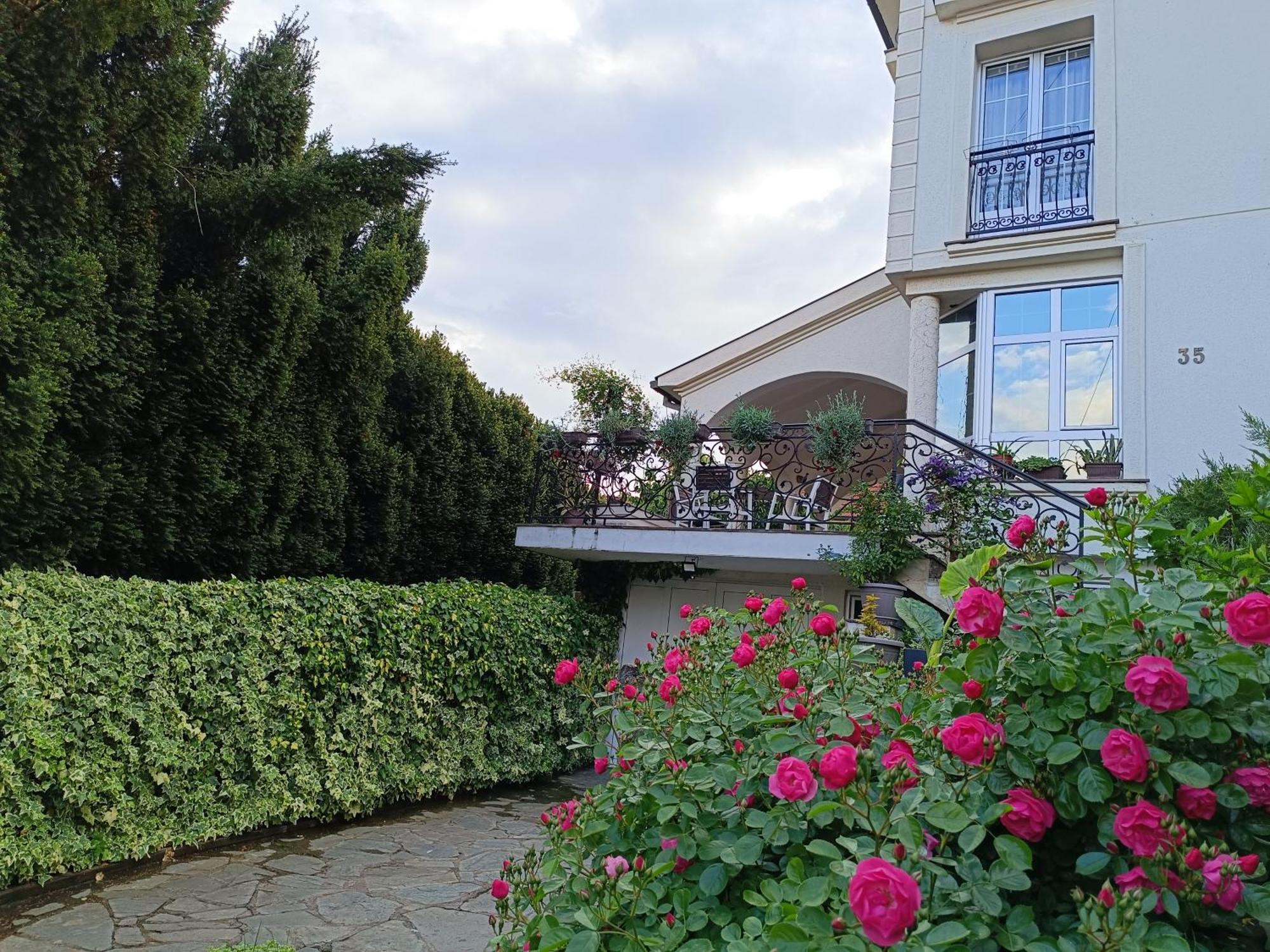 Vila Sentic Вране Экстерьер фото