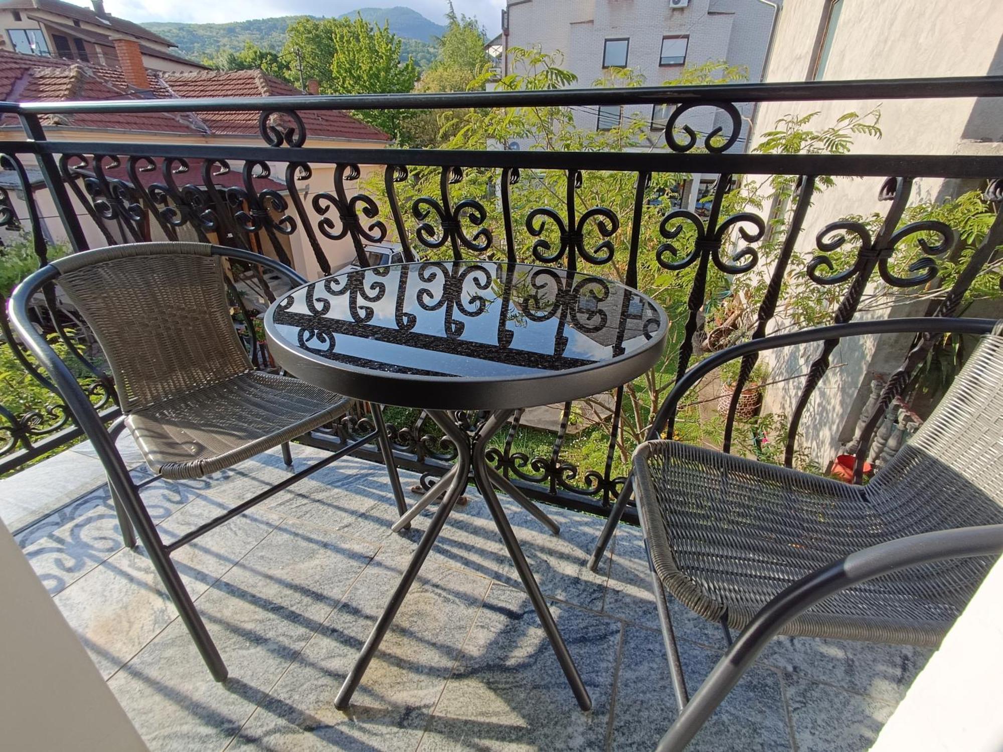 Vila Sentic Вране Экстерьер фото